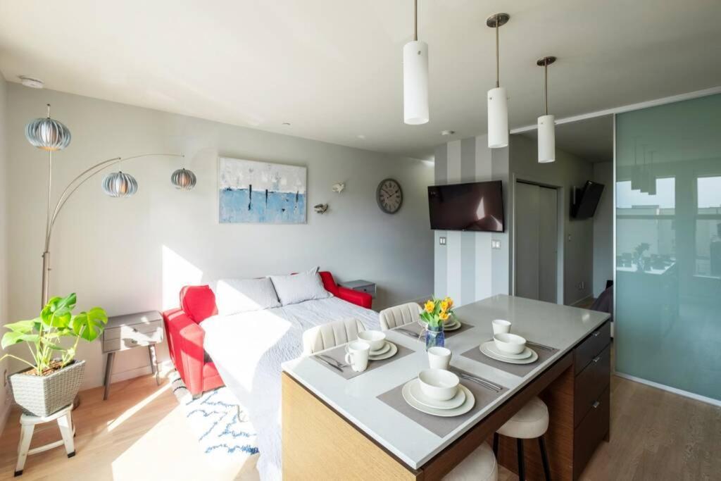 Clean 3Rd Floor 1 Bedroom Apt In Old Town China Town فكتوريا المظهر الخارجي الصورة