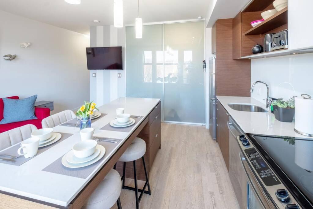 Clean 3Rd Floor 1 Bedroom Apt In Old Town China Town فكتوريا المظهر الخارجي الصورة