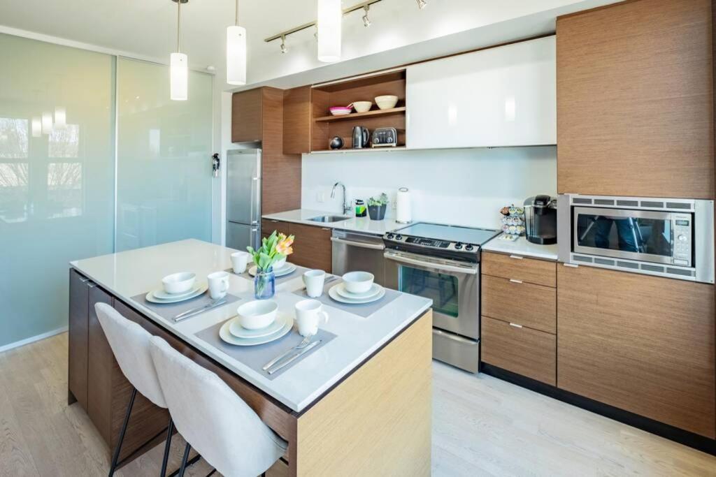 Clean 3Rd Floor 1 Bedroom Apt In Old Town China Town فكتوريا المظهر الخارجي الصورة